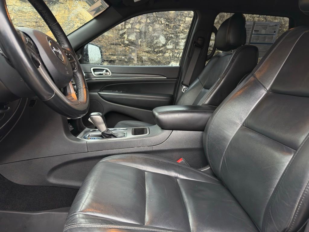 Used 2019 Jeep Grand Cherokee Limited image 18
