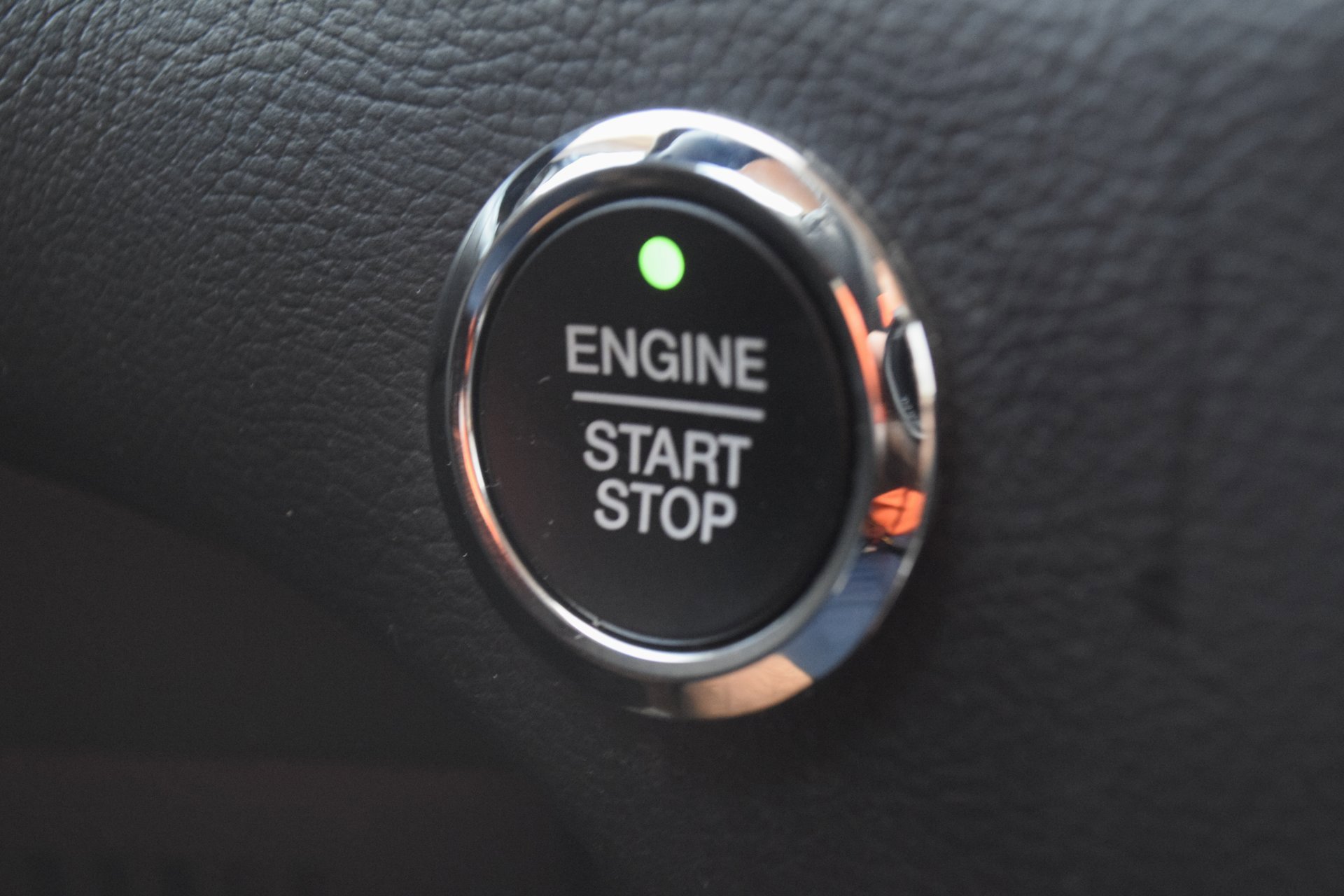 Certified 2022 Ford Edge SEL w/ Convenience Package image 16