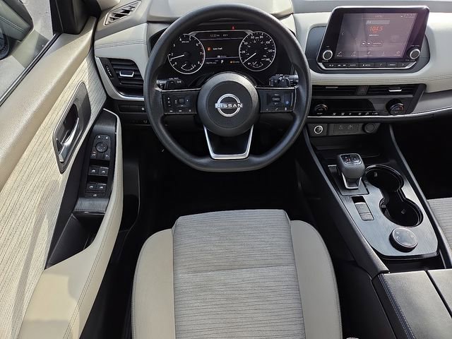 Used 2023 Nissan Rogue SV image 12