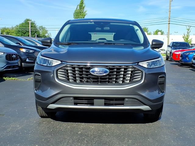 Certified 2024 Ford Escape Active AWD/4WD image 2