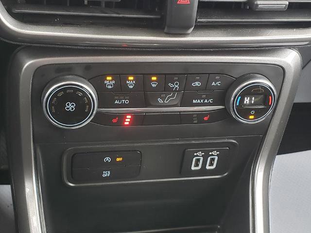 Certified 2022 Ford EcoSport SE image 24