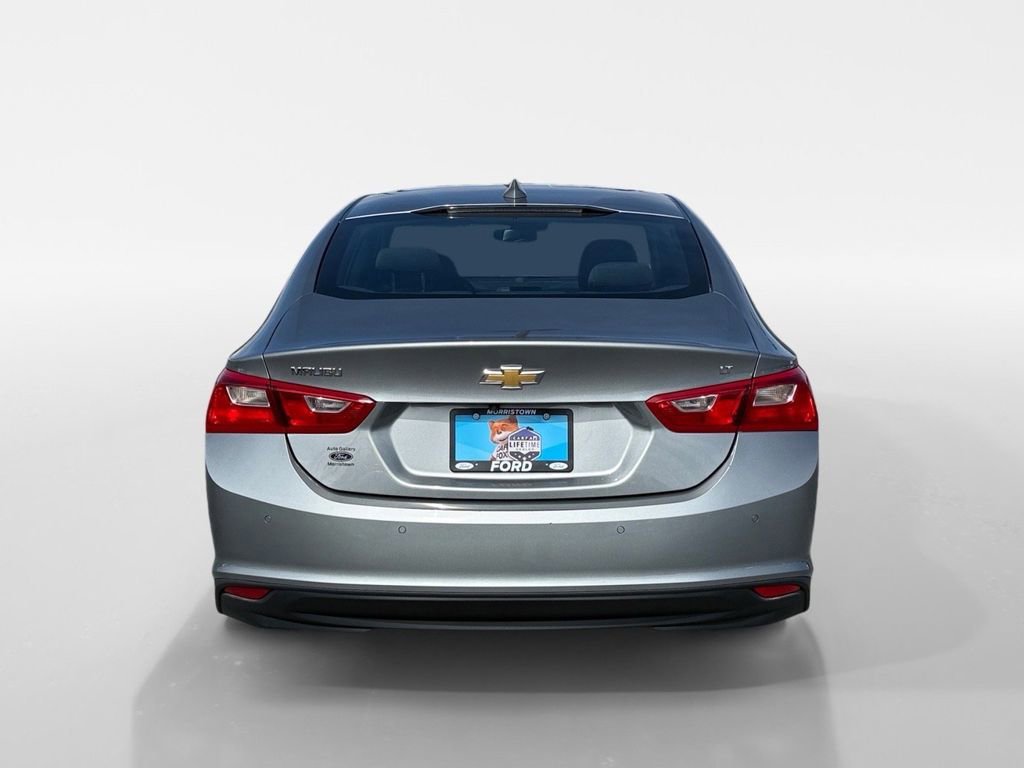 Used 2024 Chevrolet Malibu LT image 3