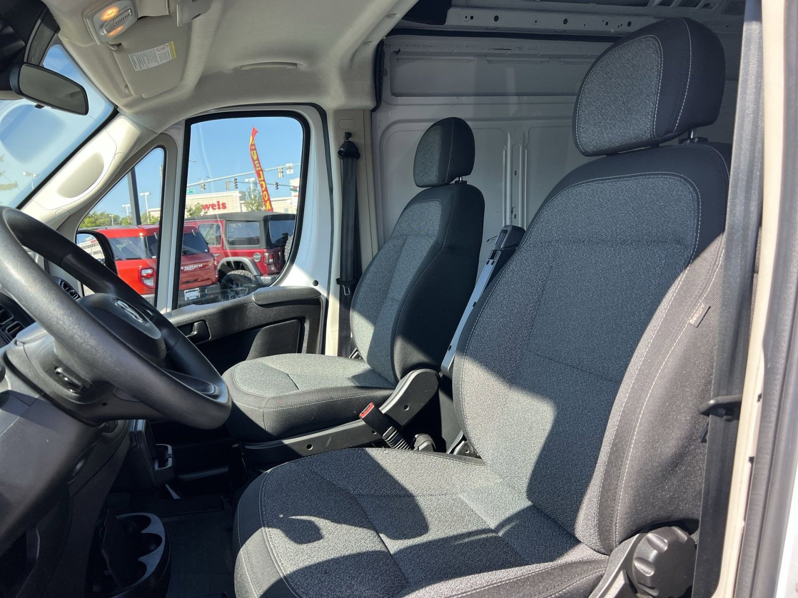 Used 2022 RAM ProMaster 2500 FWD image 21