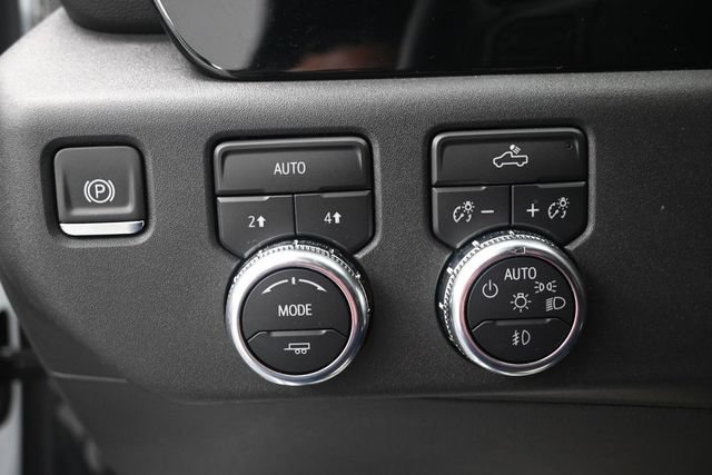 Used 2025 GMC Sierra 1500 Elevation AWD/4WD image 8