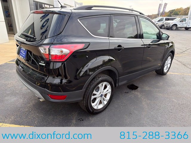 Certified 2018 Ford Escape SE FWD image 9
