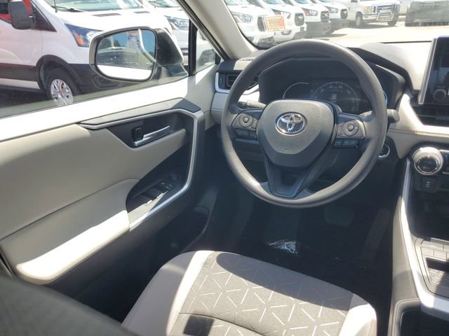 Used 2025 Toyota RAV4 XLE w/ Convenience Package FWD image 12
