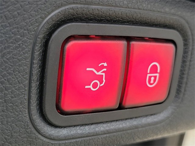 Used 2022 Mercedes-Benz E 450 4MATIC Sedan image 33