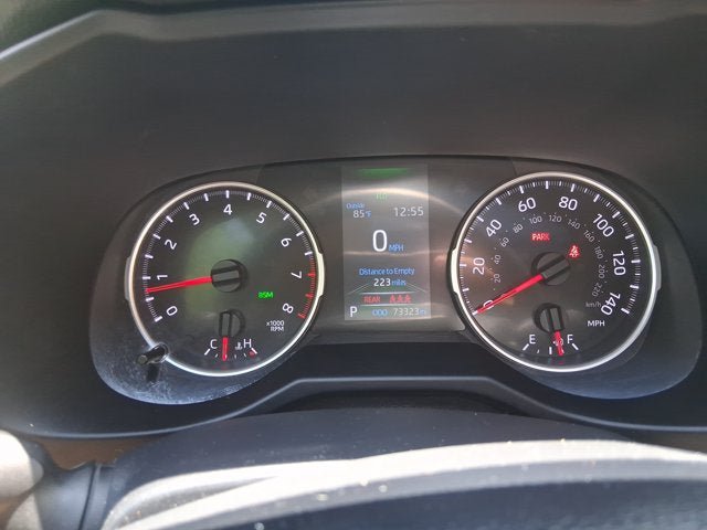 Used 2021 Toyota RAV4 XLE Premium AWD/4WD image 15