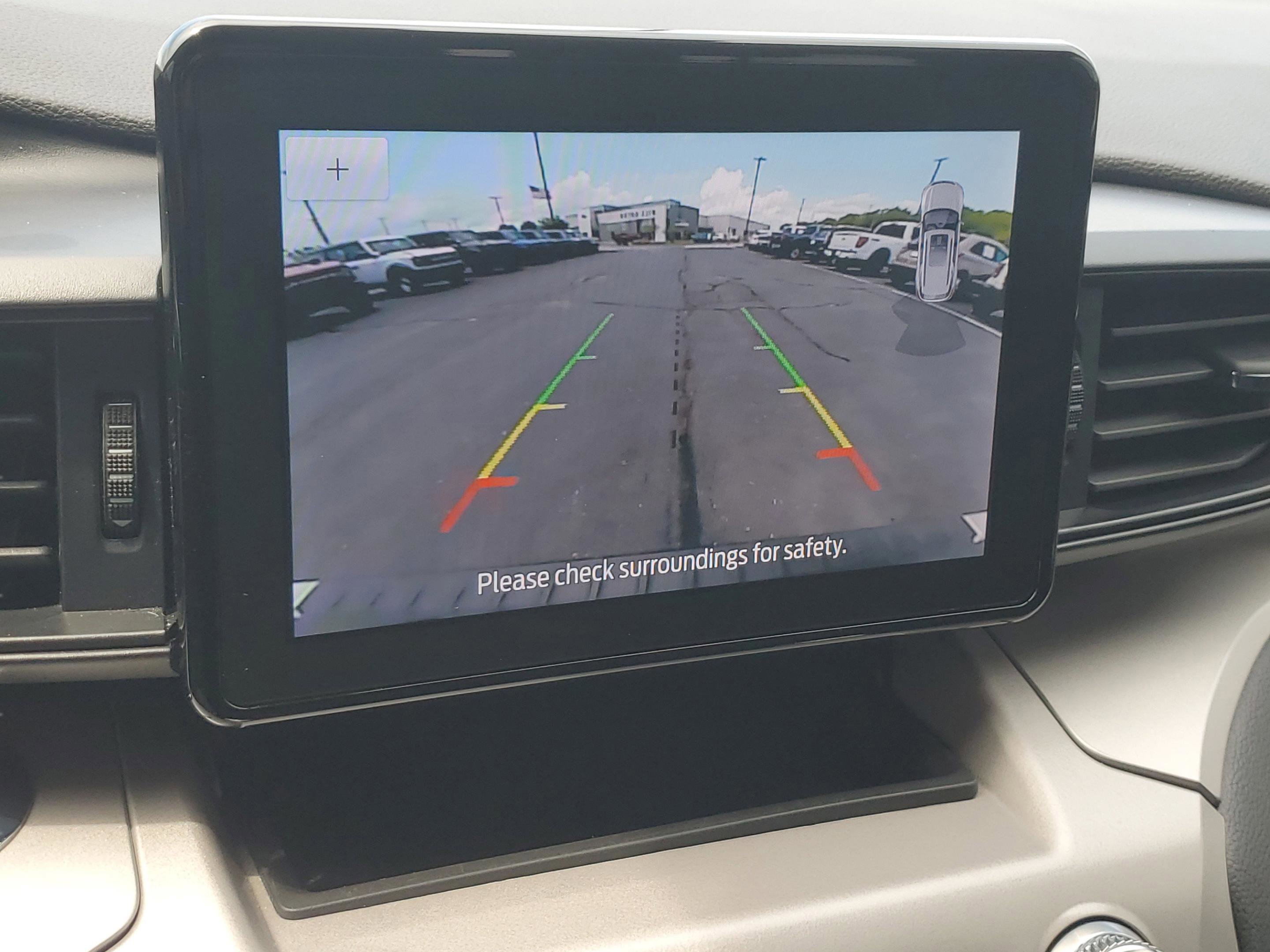 Certified 2023 Ford Explorer XLT w/ Class IV Trailer Tow Package AWD/4WD image 27