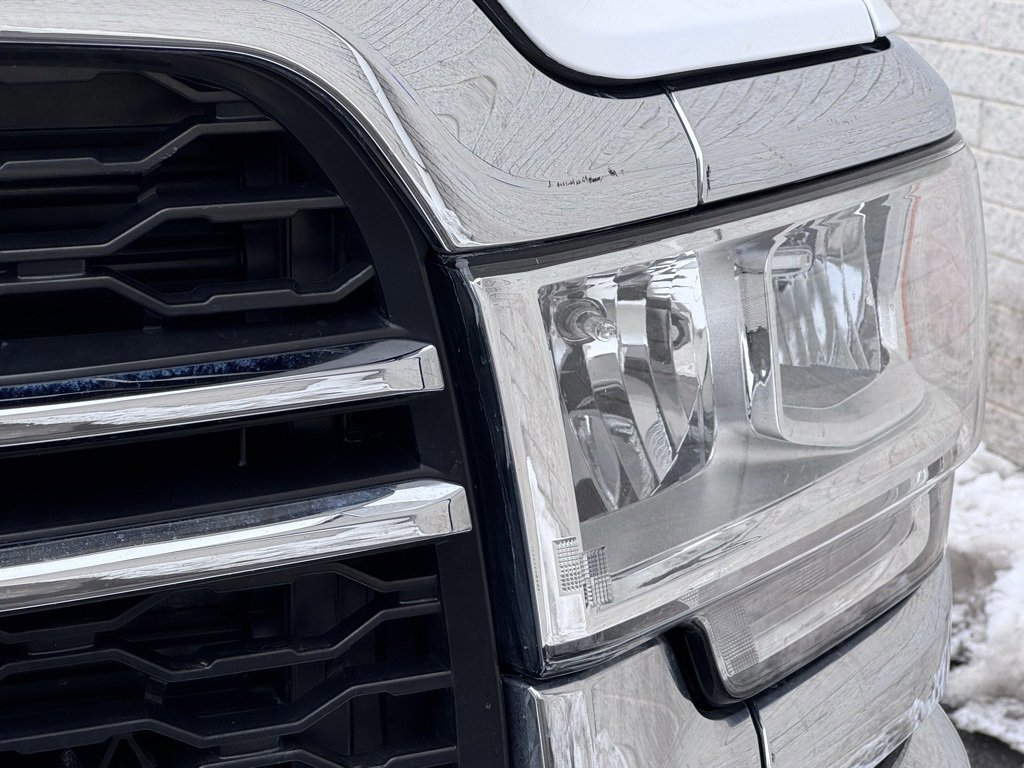 Used 2022 RAM 3500 Tradesman image 11