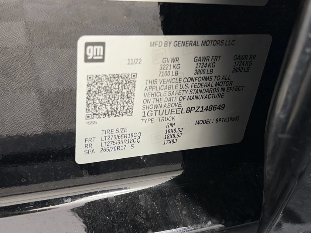 Used 2023 GMC Sierra 1500 AT4 w/ AT4 Premium Package AWD/4WD image 9