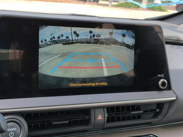 Used 2023 Toyota Prius XLE FWD image 20