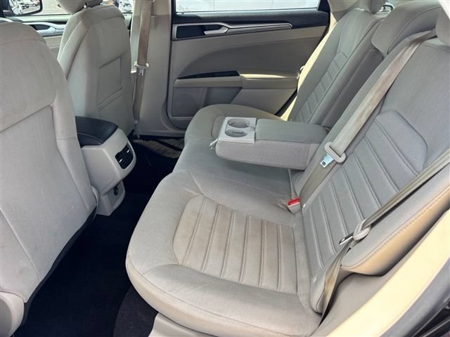 Certified 2020 Ford Fusion SE FWD image 18