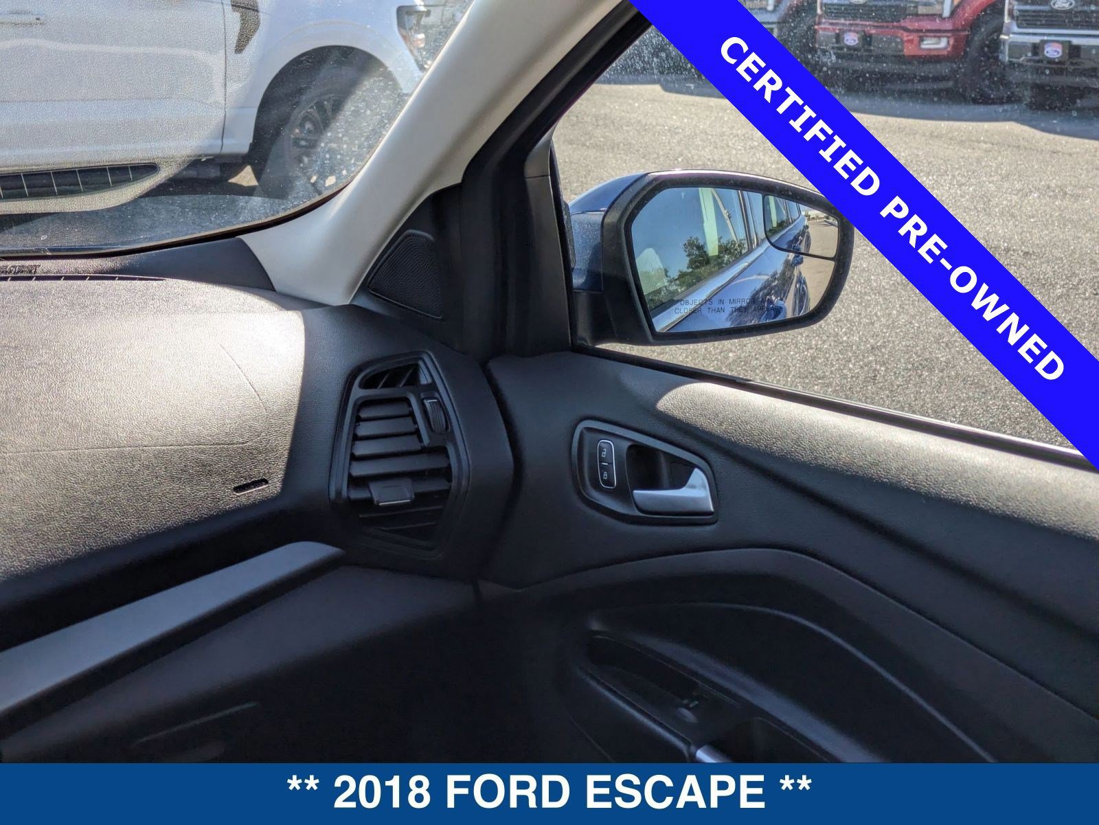 Certified 2018 Ford Escape SE w/ SE Sync 3 Package image 17