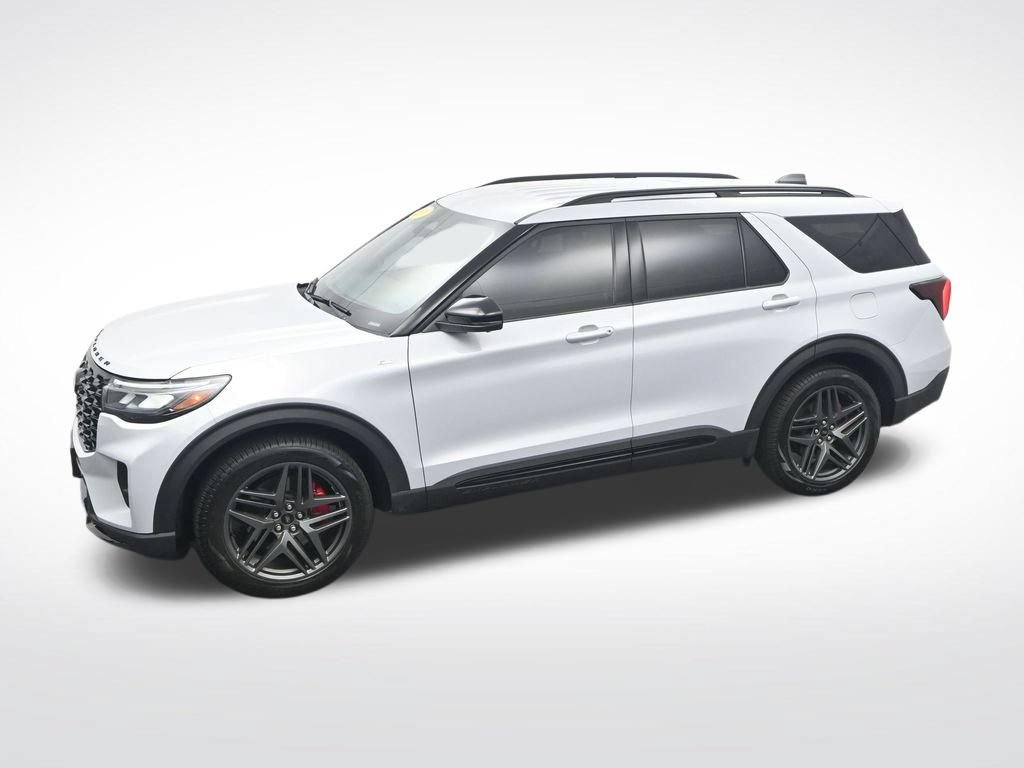 Certified 2026 Ford Explorer ST-Line w/ ST-Line Street Pack RWD image 28