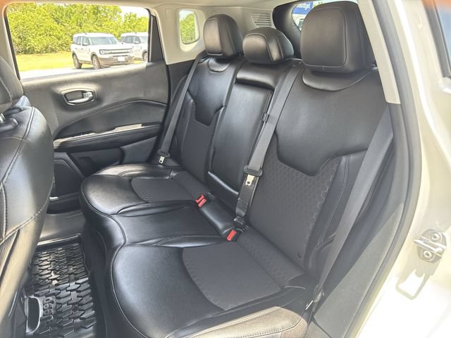 Used 2020 Jeep Compass Latitude FWD image 21