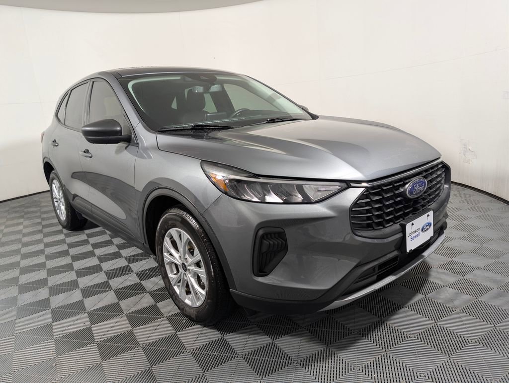 Certified 2025 Ford Escape Active FWD image 1