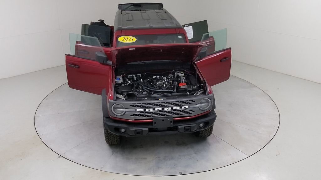 Certified 2025 Ford Bronco Badlands AWD/4WD image 45