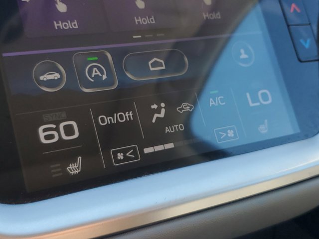 Used 2020 Subaru Outback Limited image 18