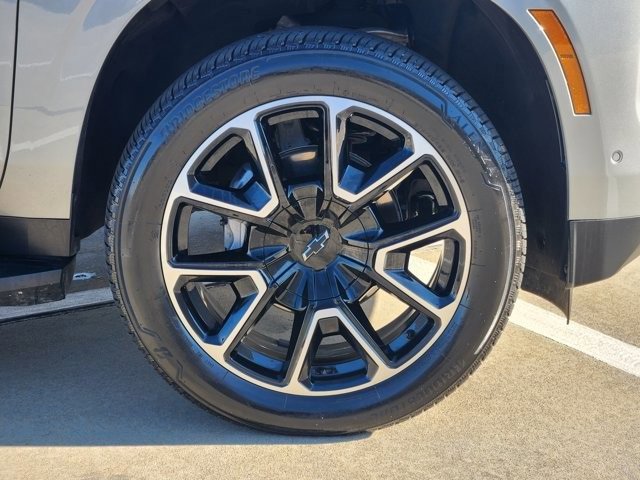 Used 2025 Chevrolet Tahoe RST w/ Comfort Package image 10