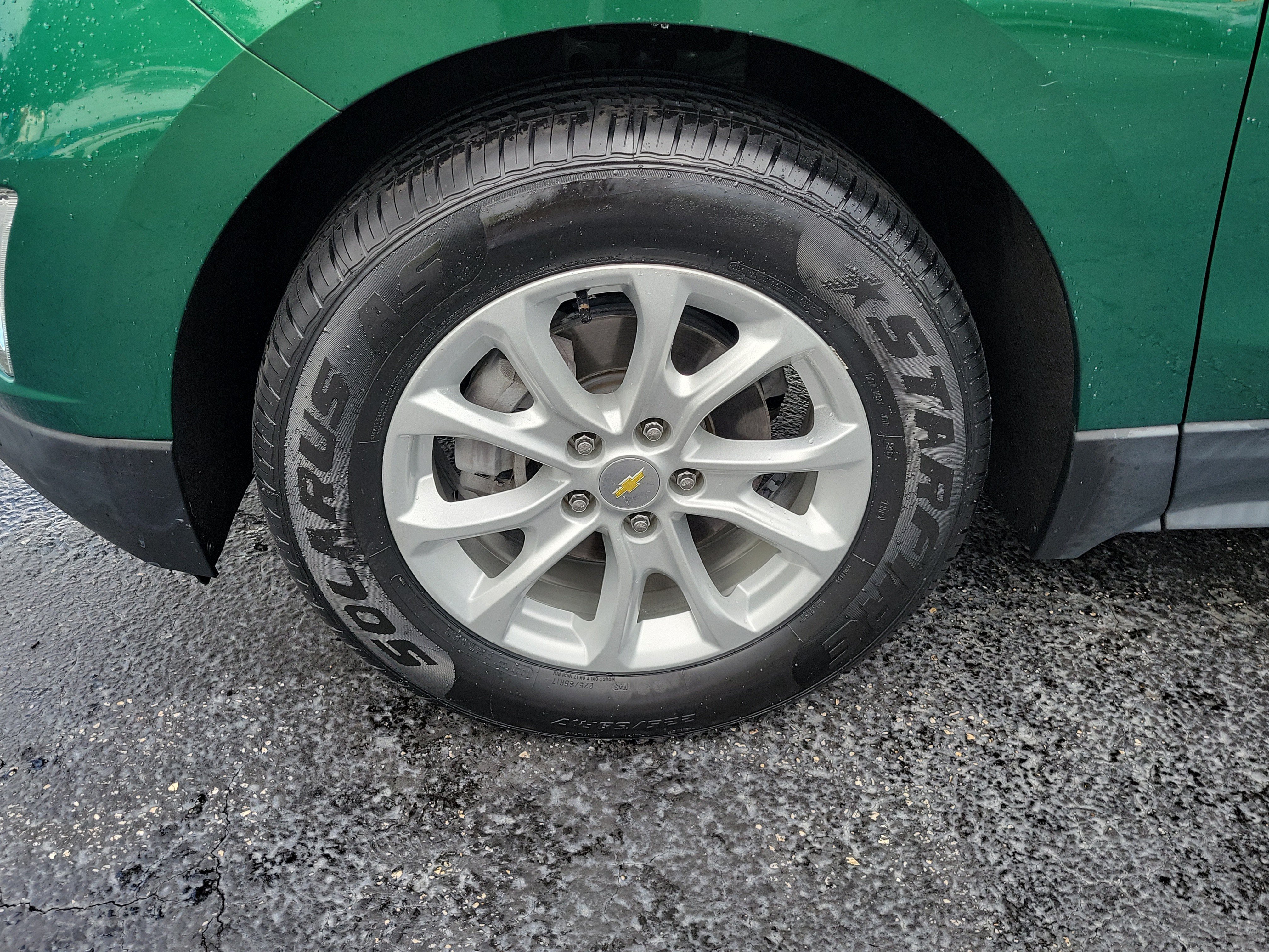 Used 2019 Chevrolet Equinox LS FWD image 5