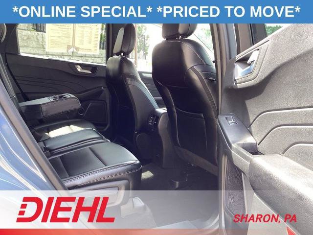 Certified 2024 Ford Escape Platinum AWD/4WD image 14
