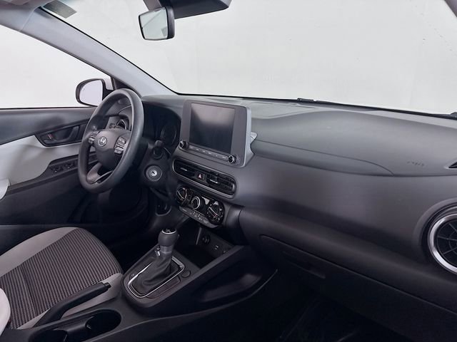 Used 2023 Hyundai Kona SE image 26