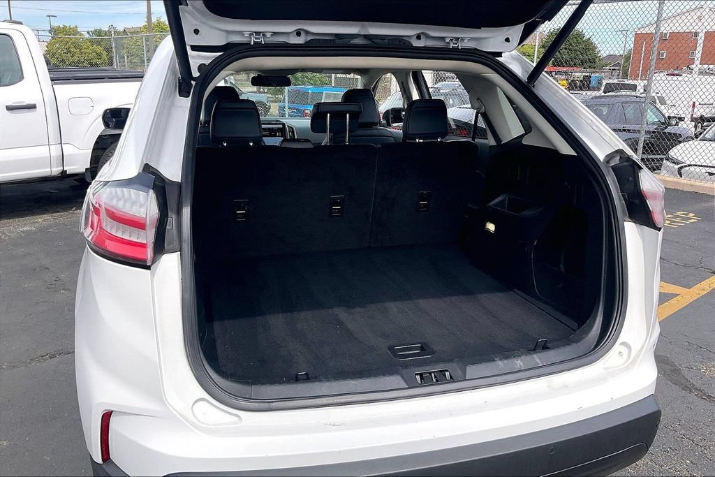 Certified 2023 Ford Edge SEL w/ Sport Appearance Package AWD/4WD image 28