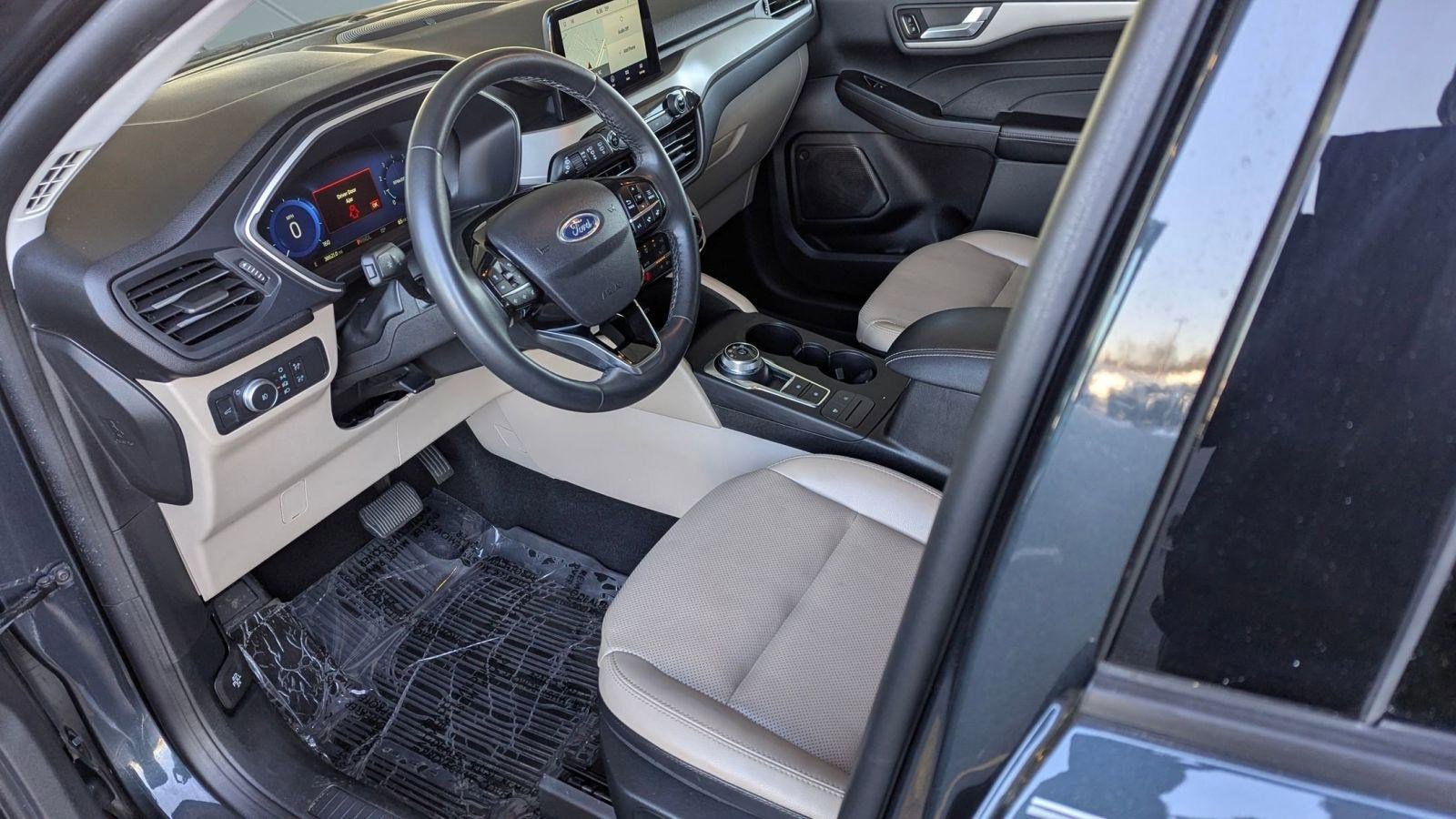 Certified 2022 Ford Escape SEL w/ Technology Package image 10