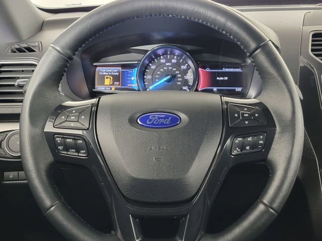 Certified 2019 Ford Explorer XLT w/ Equipment Group 202A FWD image 26