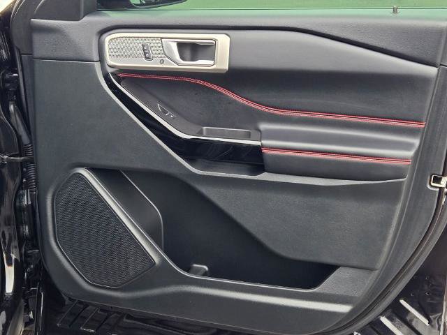 Certified 2023 Ford Explorer ST-Line w/ Class IV Trailer Tow Package image 6