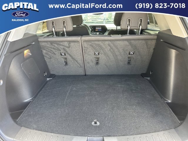 Used 2025 Chevrolet TrailBlazer LT w/ Convenience Package AWD/4WD image 16