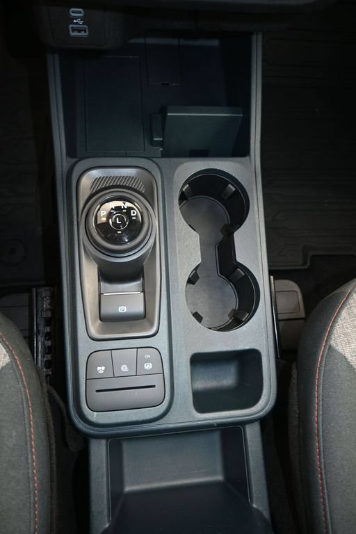 Certified 2022 Ford Maverick XLT FWD image 18