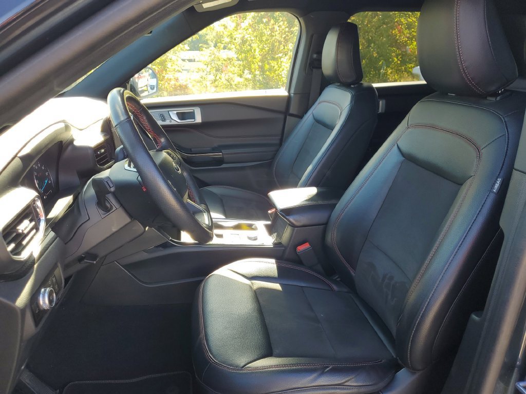 Certified 2023 Ford Explorer ST-Line AWD/4WD image 12