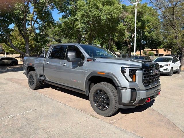 Used 2024 GMC Sierra 3500 AT4 w/ AT4 Premium Plus Package AWD/4WD image 9