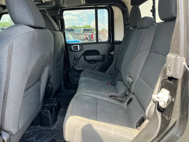 Used 2024 Jeep Gladiator Sport AWD/4WD image 5