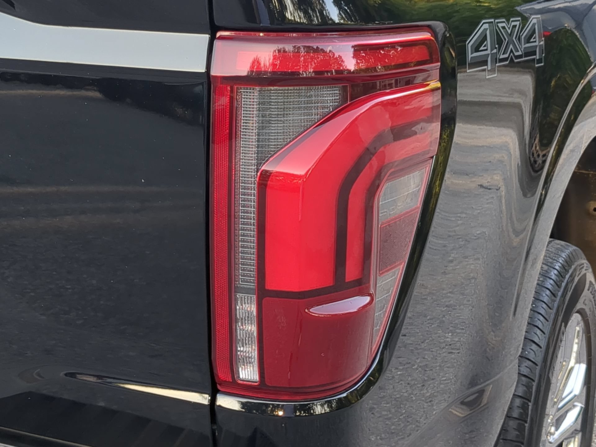 Certified 2024 Ford F150 Lariat w/ Equipment Group 502A High AWD/4WD image 45