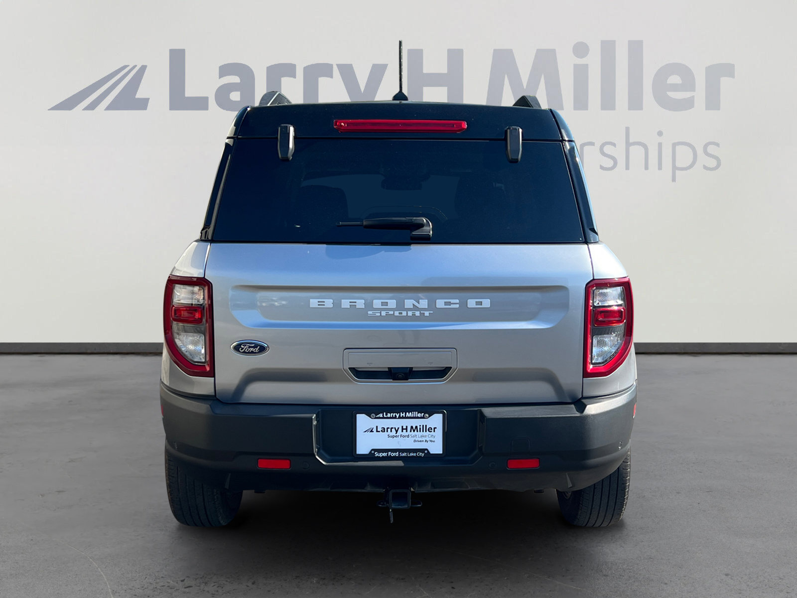 Certified 2023 Ford Bronco Sport Outer Banks w/ Tech Package AWD/4WD image 4