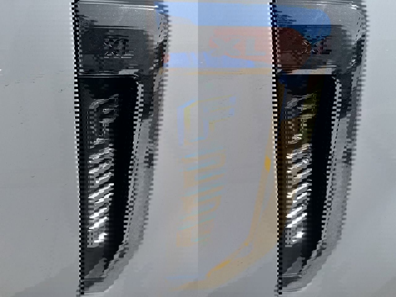 Certified 2022 Ford F250 XL w/ Power Equipment Group image 16