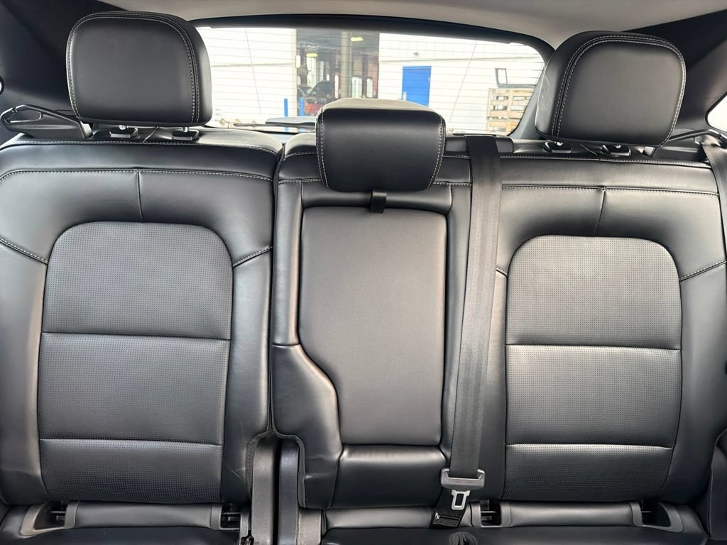 Certified 2024 Ford Escape Platinum AWD/4WD image 45