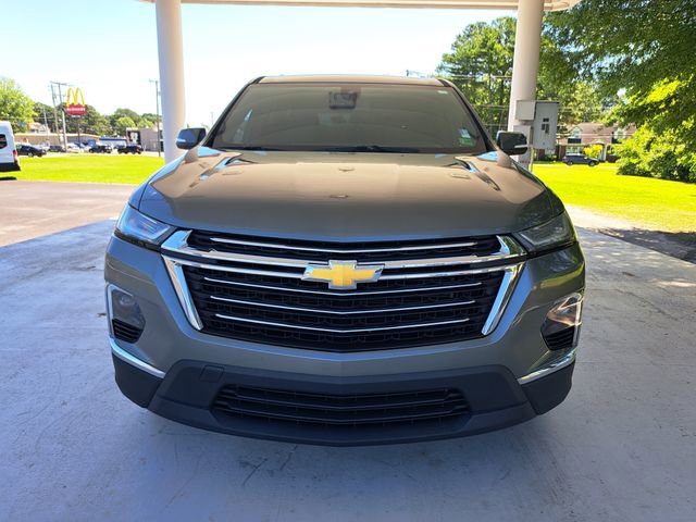 Used 2022 Chevrolet Traverse LT FWD image 2