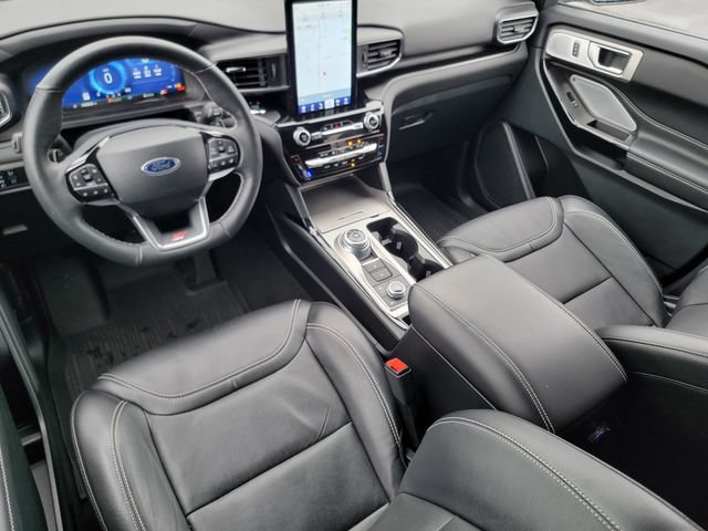 Certified 2024 Ford Explorer ST w/ Equipment Group 401A AWD/4WD image 39