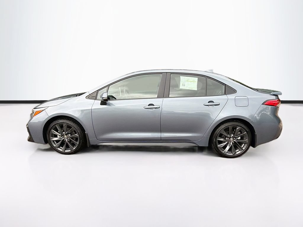 Used 2026 Toyota Corolla SE w/ SE Package FWD image 8