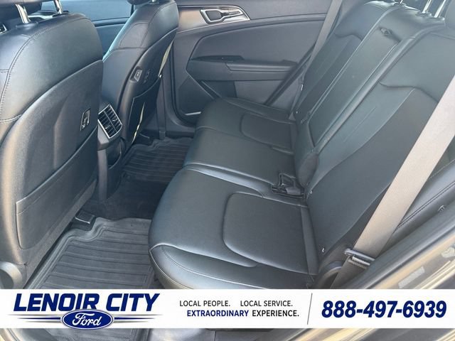 Used 2024 Kia Sportage EX FWD image 11