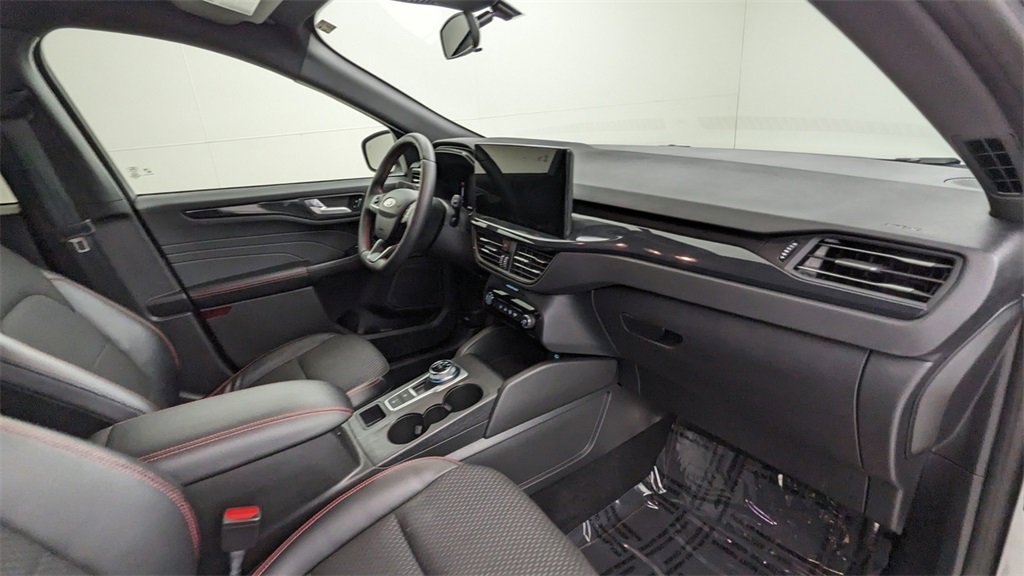 Certified 2023 Ford Escape ST-Line w/ Tech Pack #1 image 38