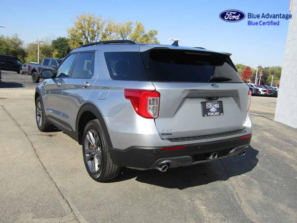Certified 2024 Ford Explorer XLT w/ Equipment Group 202A AWD/4WD image 3