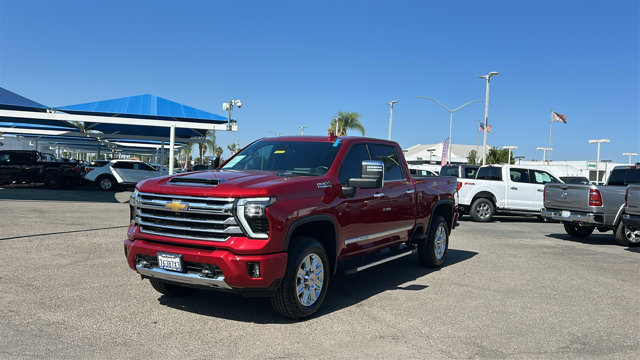Used 2024 Chevrolet Silverado 2500 High Country w/ High Country Premium Package AWD/4WD image 8