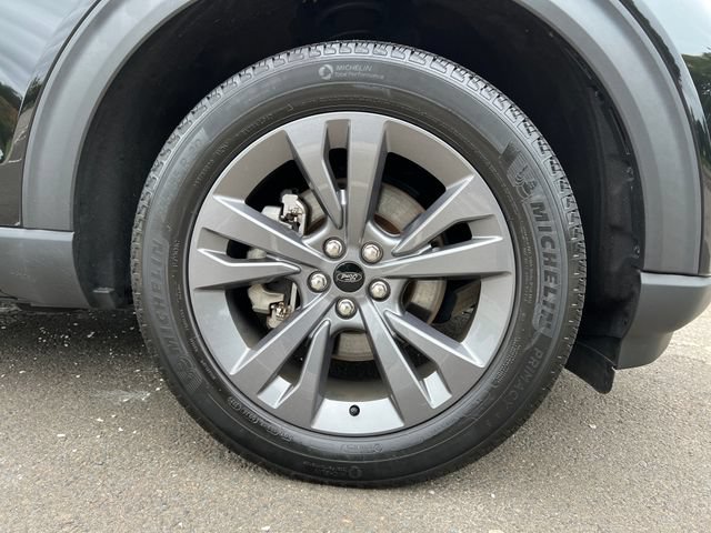 Certified 2023 Ford Explorer XLT w/ Equipment Group 202A AWD/4WD image 13