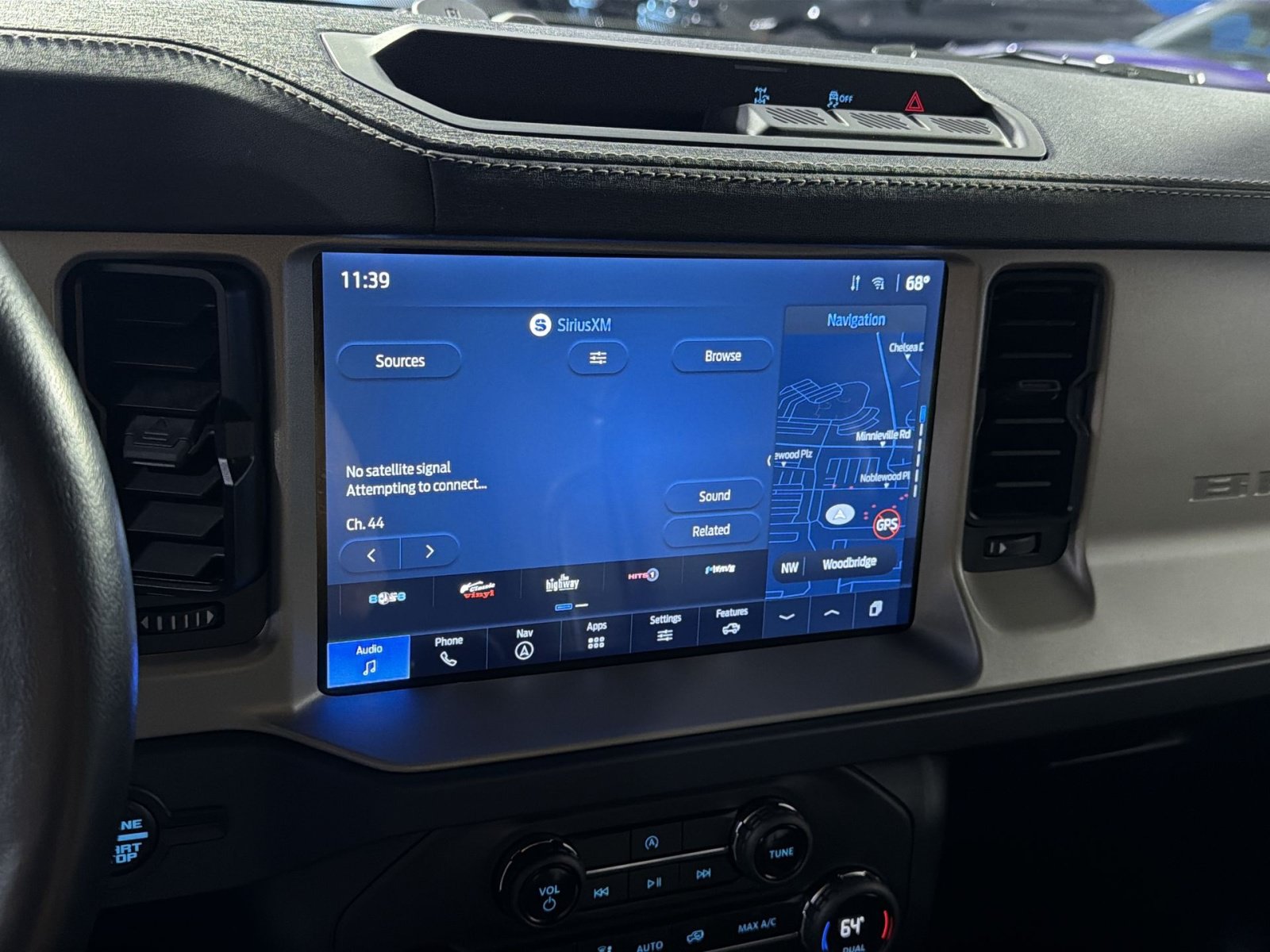 Certified 2025 Ford Bronco Outer Banks AWD/4WD image 32