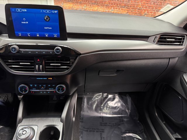 Certified 2025 Ford Escape Active w/ Cold Weather Package image 17